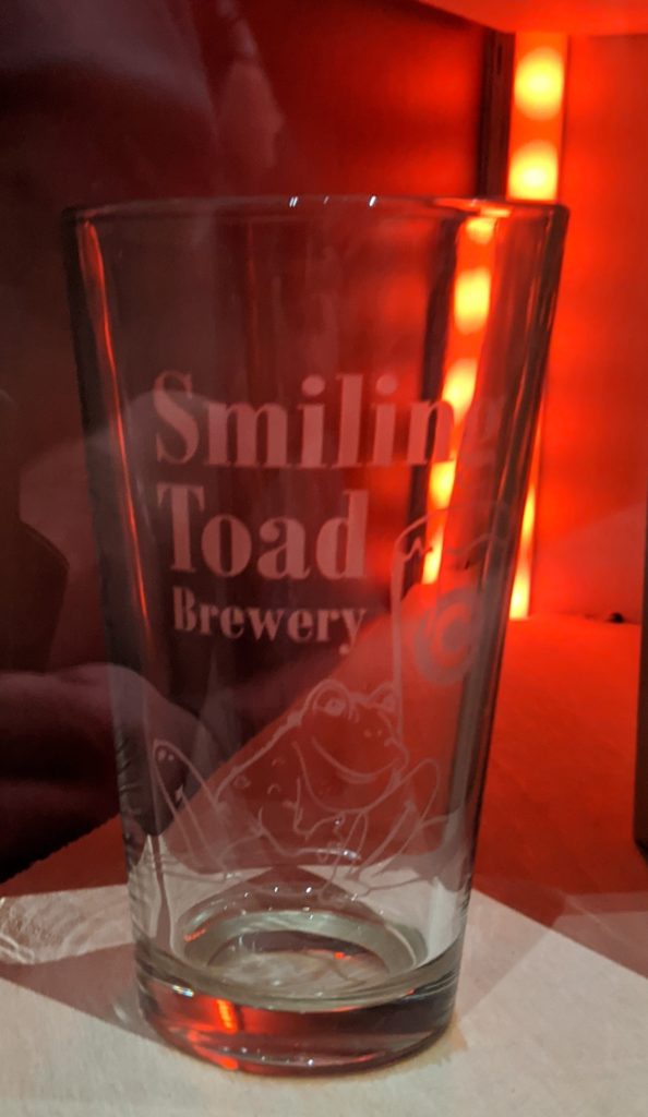 Smiling Toad Glass